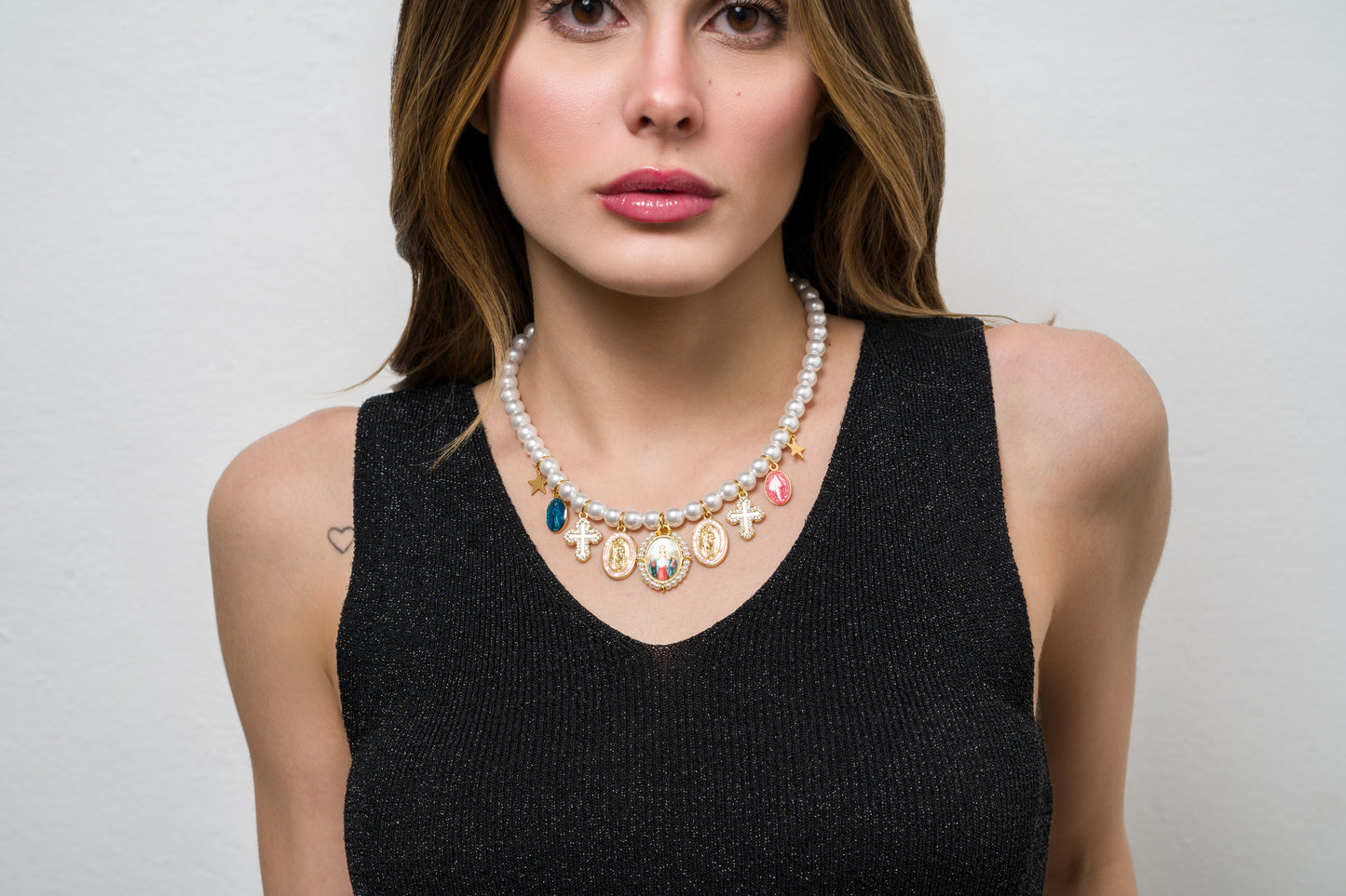 Collana Holy Mary Pearl Rose